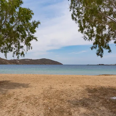 Ninemia Serifos 4 *