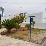 Ninemia Serifos 4 * Livadi (Serifos)